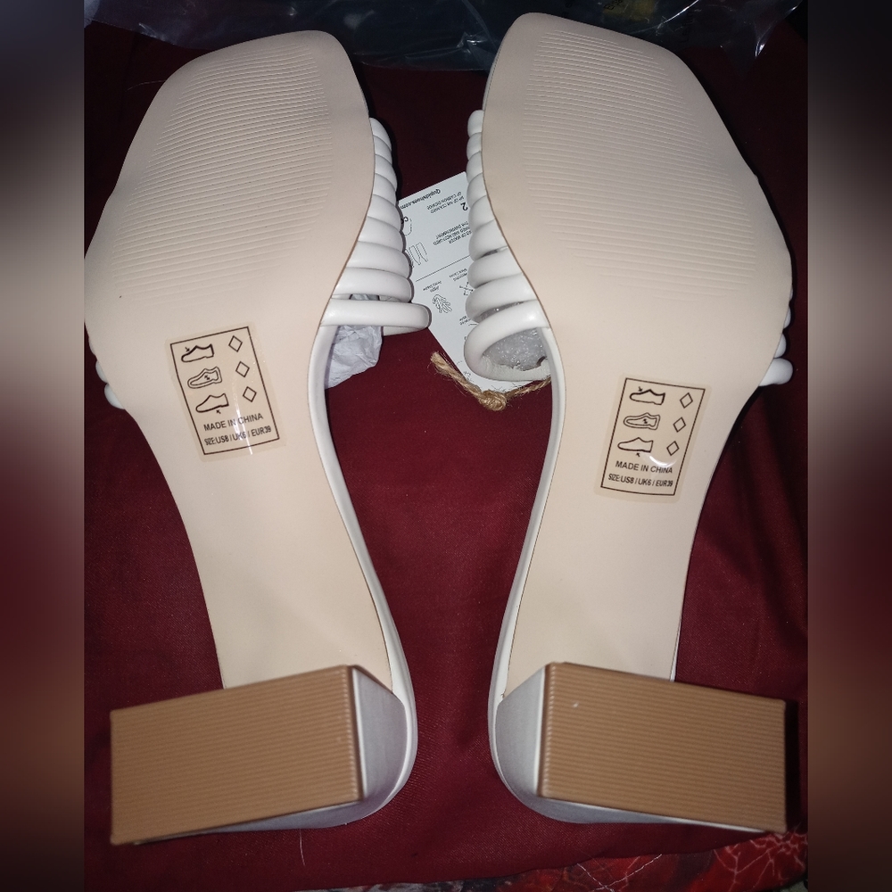 NWT One Planet by Qupid Ivory color sandals size 8 - Picture 4 of 5